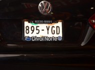 Jetta (640x424) El número de placas del Jetta negro de Quadri no aparece en la base de datos del GDF